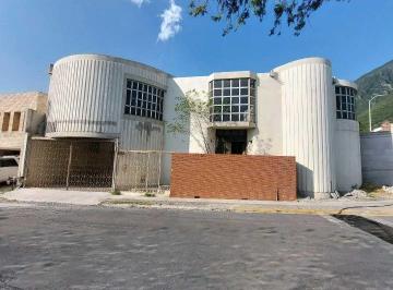 Casa · 487m² · 4 Recámaras · 2 Estacionamientos · Lgm Casa Venta Contry La Silla 1er Sector