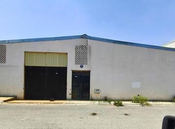 Bodega comercial , Saltillo · Bodega en Renta en Vista Hermosa a Una Cuadra de Prol. Otilio Glz