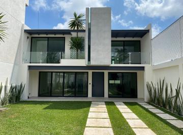 Casa de 4 habitaciones, Cuernavaca · Casa Minimalista de Dos Pisos en Venta