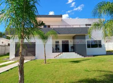 Rancho · 370m² · 2 Recámaras · 4 Estacionamientos · Rancho en Venta en La Boca