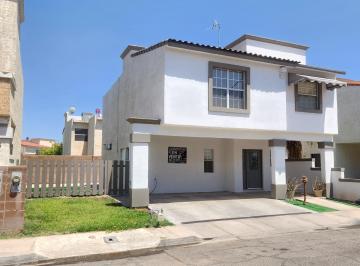 Casa de 3 habitaciones, Mexicali · Casa en Venta Zona Dorada Veredas del Sol Terreno Excedente