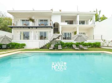 Casa · 1450m² · 11 Recámaras · En Venta Casa en La Punta Zicatela, Puerto Escondido, Oaxaca