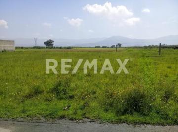 Terreno / Lote · 1300m² · Terreno en Venta en Toluca, Terreno en Vente a 3 Minutos del Aeropuerto de Toluca