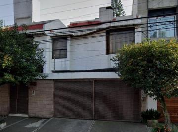 Casa de 4 habitaciones, Alvaro Obregón · Remato Casa en Calle Fujiyama, Col. Las Aguilas, Alvaro Obregon, Cdmx.