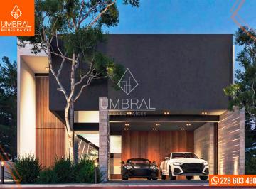 Casa de 5 habitaciones, Xalapa · Casa con 5 Recámaras en Venta Xalapa
