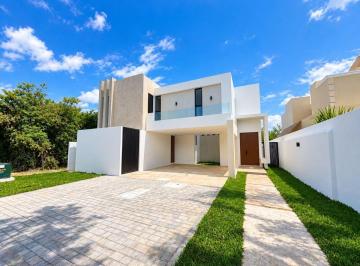 Casa en condominio de 4 habitaciones, Mérida · En Venta Hermosa Residencia de 4 Recamaras en Exclusiva Privada Nortemerida