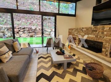 Casa · 440m² · 6 Recámaras · 5 Estacionamientos · Casa en Venta - (4)