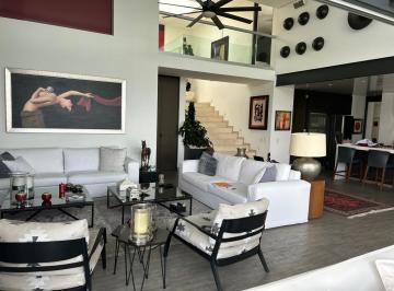 Casa de 4 habitaciones, Cuernavaca · Preciosa Casa en Fraccionamiento Vistahermosa