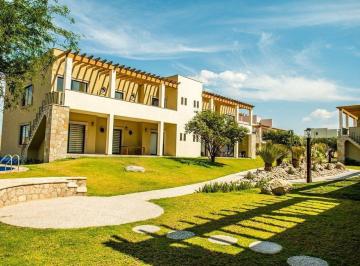 553728b538434af6ee3b9bfdaac0696f8b4a8aafe43d6ed56c09045787d6eb0a · Casa Capilla en Venta, Casco de Landeta en San Miguel de Allende