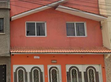Casa de 3 habitaciones, Cuauhtémoc · Se Vende Casa en Vista Alegre