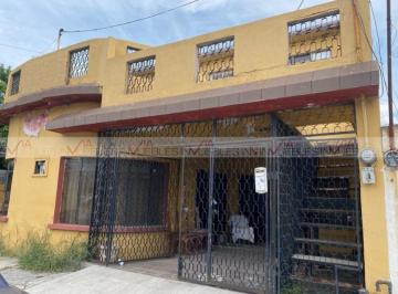 Casa · 350m² · 12 Recámaras · 1 Estacionamiento · Casa en Venta en Chapultepec