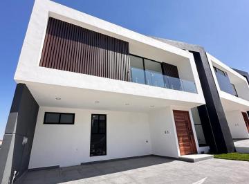 Casa · 275m² · 4 Recámaras · 2 Estacionamientos · Venta Casa en Lomas de Angelopolis Parque Aguascalientes, 4 Habitaciones