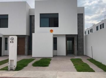 Casa de 3 habitaciones, San Luis Potosí · Hermosa Casa con Piscina y Otras Amenidades