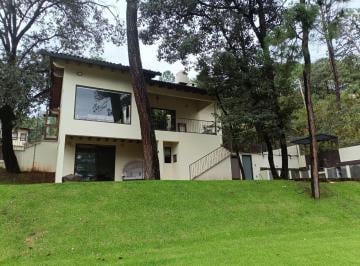 Casa · 252m² · 3 Recámaras · 2 Estacionamientos · Casa en Venta - (4)