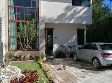 Casa de 1 habitación, Cancún · Casa Amueblada Tipo Loft en Residencial Arboledas