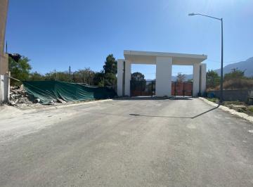 Casa en condominio de 3 habitaciones, Santiago · Vendo Casa Premuim!