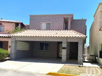 Casa · 192m² · 3 Recámaras · 2 Estacionamientos · Casa en Renta en Palomas de Senecu