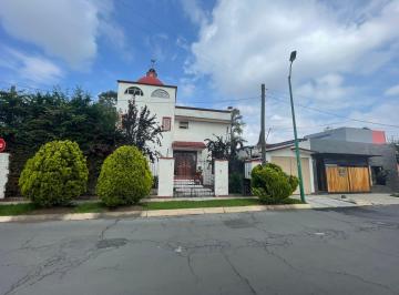 Casa · 699m² · 6 Recámaras · 6 Estacionamientos · Casa en San Salvador Tizatlalli
