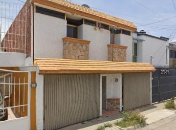 Casa de 3 habitaciones, Guadalajara · Casa en Venta Jardines de La Cruz Guadalajara