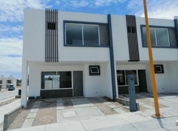 Casa de 3 habitaciones, Aguascalientes · Casa en Venta en Aguascalientes en Privada con Interfon con Barandal Para Su Acceso y Salida