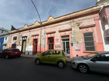 Casa · 362m² · 5 Recámaras · 1 Estacionamiento · Casa en Venta en Zona Centro