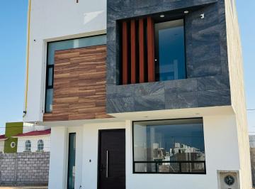 Casa de 3 habitaciones, Pachuca · Casa en Venta en Pachuca, Zona Sur. Fraccionamiento Seguro. Monterreal Oyamel II