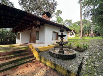 Casa de 4 habitaciones, Valle de Bravo · ¡Oportunidad de Inversion! Casa en Venta Avandaro con Amplio Terreno