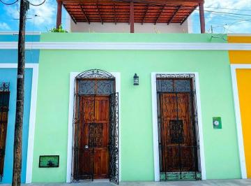 Casa · 190m² · 3 Recámaras · Casa Restaurada en El Centro de Mérida en Venta.