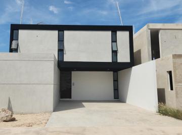 Casa · 185m² · 3 Recámaras · 2 Estacionamientos · Casa en Venta en Privada Al Norte de Mérida