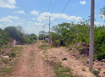 Terreno / Lote · 5737m² · Terreno de 5,700 m² en Chichi Suárez, Mérida