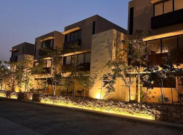 Departamento · 162m² · 3 Recámaras · 2 Estacionamientos · Departamento de 2 Plantas en Venta, Temozón Norte
