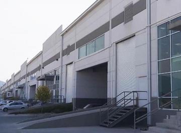 Nave industrial · 5201m² · 6 Estacionamientos · Nave Industrial en Renta