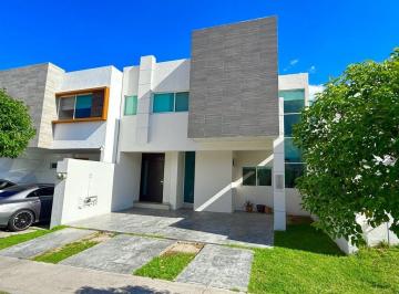 Casa de 3 habitaciones, Aguascalientes · Magnifica Casa en Venta en Aguascalientes Norponiente en Ruscello