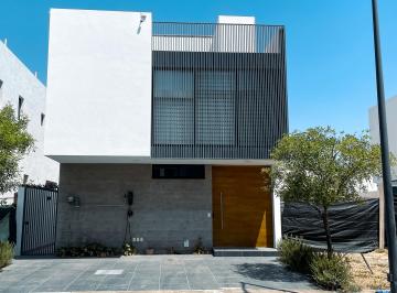 Casa en condominio de 4 habitaciones, Zapopan · Hermosa Casa con Paneles Solares, Minisplits y Persianas Dentro de Coto en Bosques Vallarta