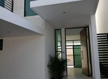Casa en condominio · 304m² · 4 Recámaras · 2 Estacionamientos · Casa en Condominio - Benito Juárez
