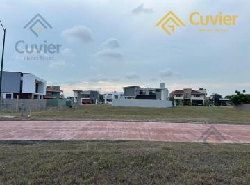 Terreno / Lote · 930m² · Terreno en Fraccionamiento Residencial Lagunas de Miralta
