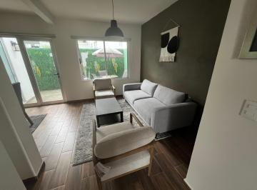 Casa de 3 habitaciones, Huixquilucan · Renta de Casa Habitacional Amueblada, en Bosque Real, Huixquilucan