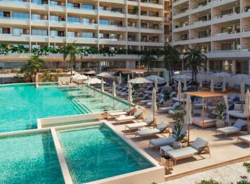 Departamento · 124m² · 2 Recámaras · 1 Estacionamiento · Departamento Frente Al Mar en Puerto Morelos | Oceanfront y Amenidades 5 Estrellas
