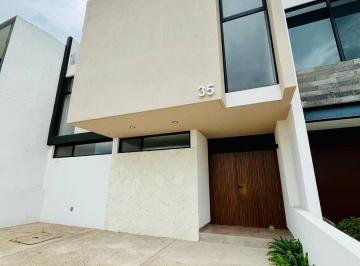 Casa · 241m² · 4 Recámaras · 3 Estacionamientos · Casa Jennifer en Zibatá