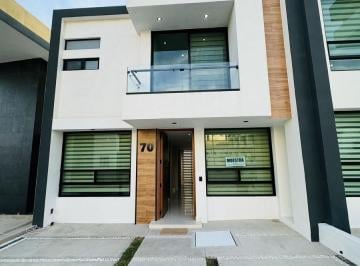Casa · 126m² · 4 Recámaras · 2 Estacionamientos · Casa Fatima en Nuevo Refugio