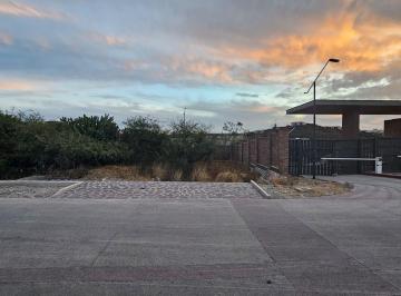 Terreno / Lote · 218m² · Terreno Bruma Lote 1 Esquina en Altozano Querétaro
