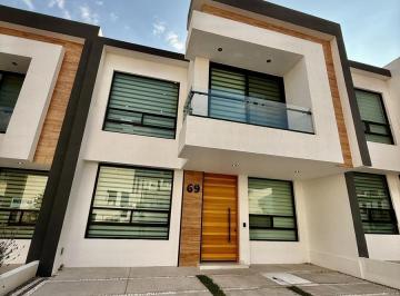 Casa · 192m² · 4 Recámaras · Casa Barnaby Nuevo Refugio
