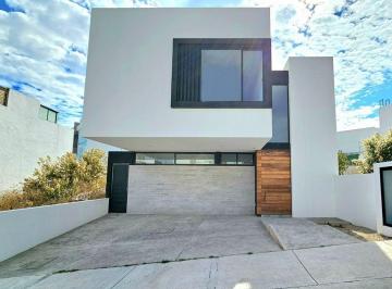 Casa · 200m² · 4 Recámaras · 2 Estacionamientos · Casa Aitana en Zibatá Querétaro
