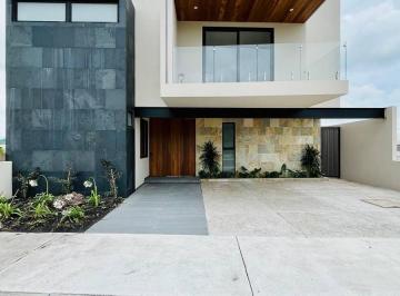Casa · 390m² · 4 Recámaras · 3 Estacionamientos · Casa Catalina en Zibatá