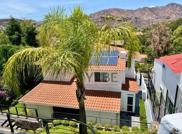Casa en condominio de 3 habitaciones, Zapopan · Casa en Venta Las Cañadas