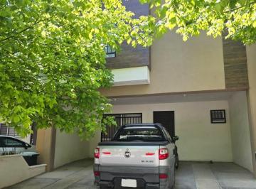 Casa de 3 habitaciones, Saltillo · Casa en Renta en Paseo La Estrella