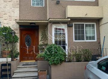Casa · 224m² · 3 Recámaras · 3 Estacionamientos · Casa en Venta, Tlacopac
