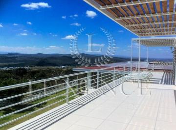 Casa · 753m² · 5 Recámaras · 3 Estacionamientos · Casa en Residencial Vista Real en Venta