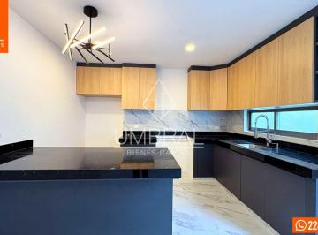 Casa de 4 habitaciones, Coatepec · Casa 4 Recámaras en Venta, Fracc. Santa Miguel, Coatepec