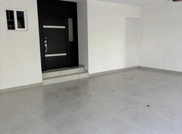 Casa · 3 Recámaras · 2 Estacionamientos · Casa en Renta Fraccionamiento Real del Ángel / Zona Sur